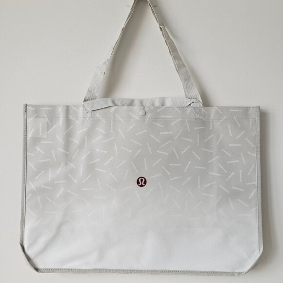 lululemon athletica Handbags - New LULULEMON Grey GRAPHIC LOGO Reusable Shopping Bag XL